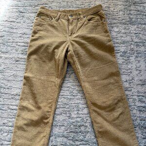 Levi’s Women’s Tan Corduroy Pants W29 L30 Straight Leg Excellent Condition
